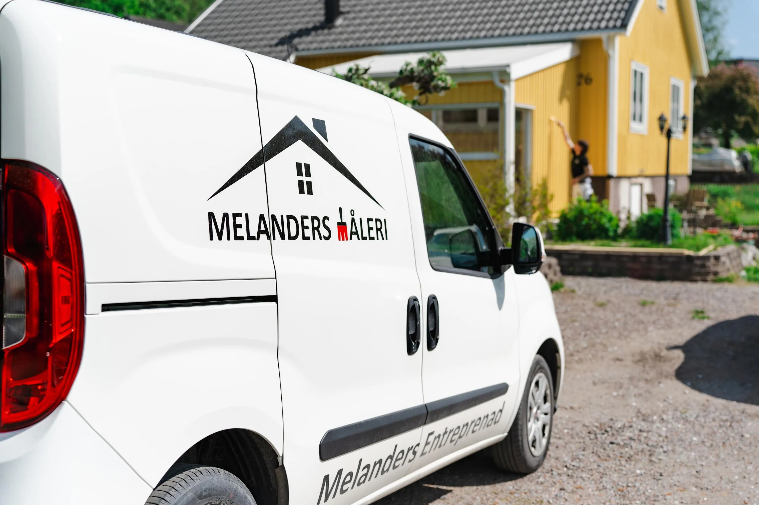 Måleriuppdrag på villa